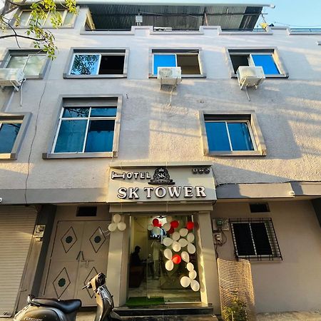Hotel Sk Tower Ujjain Exteriör bild